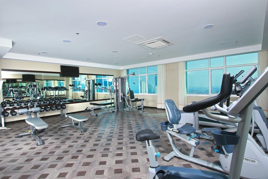 Park Regis Lotus Hotel Manama Eksteriør billede