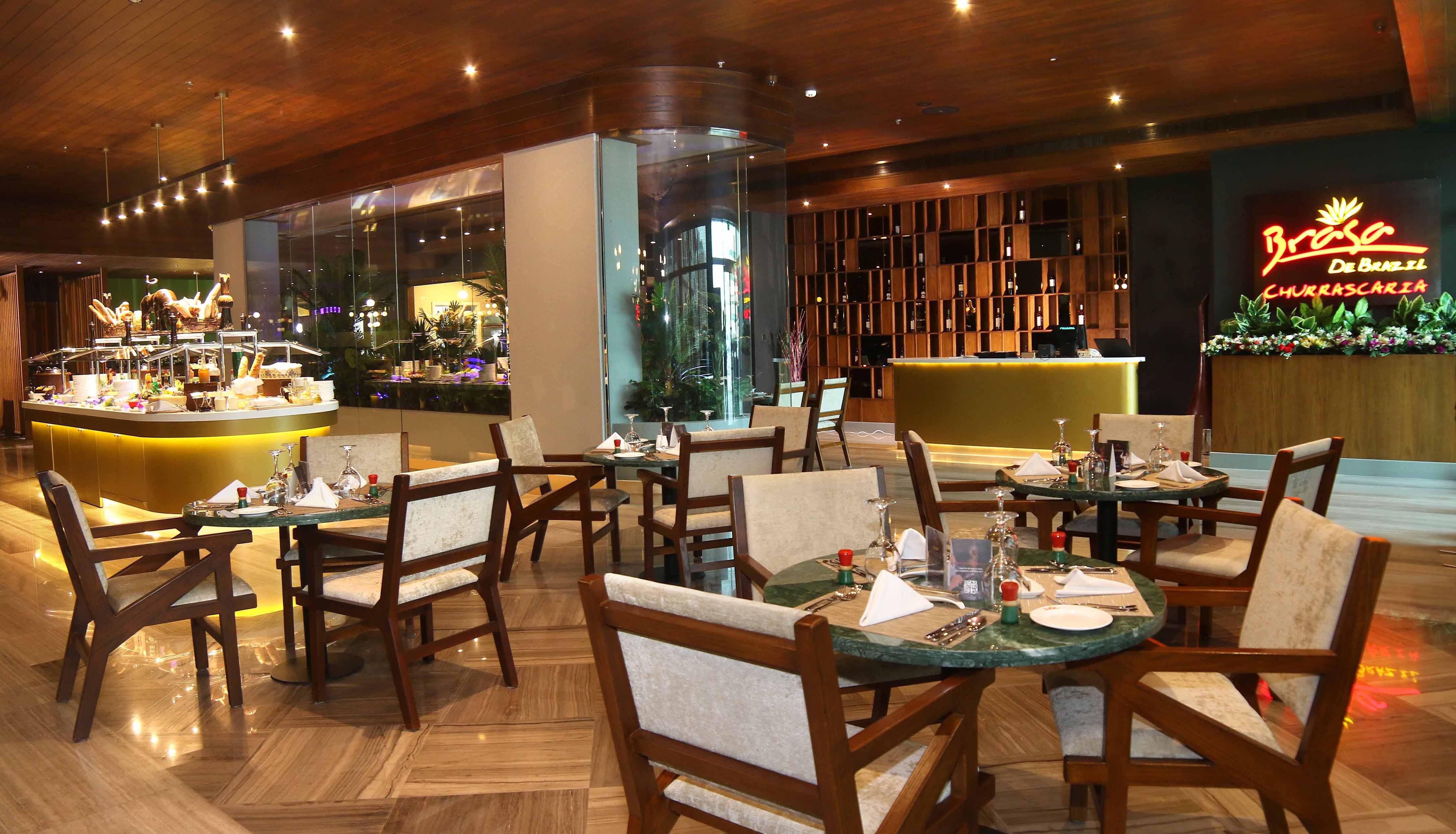 Park Regis Lotus Hotel Manama Eksteriør billede