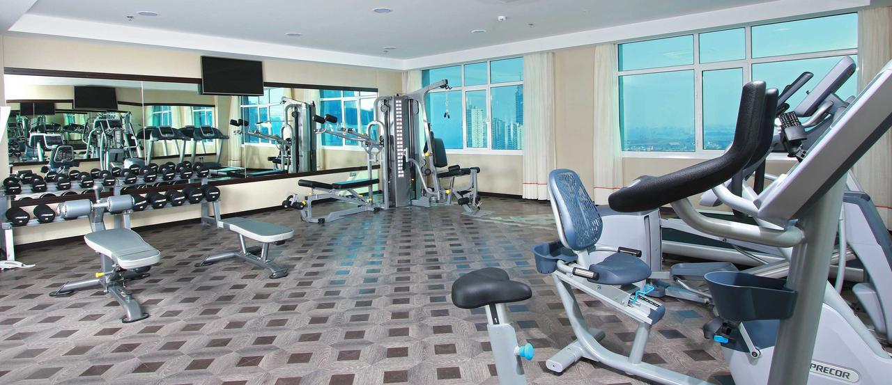 Park Regis Lotus Hotel Manama Eksteriør billede
