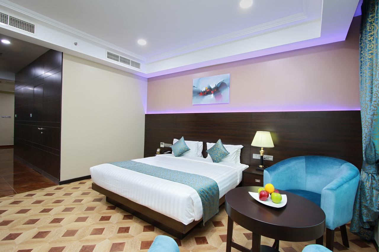 Park Regis Lotus Hotel Manama Eksteriør billede